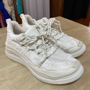 FARM RIO White Beaded and Embroidered Sneakers Sz 11